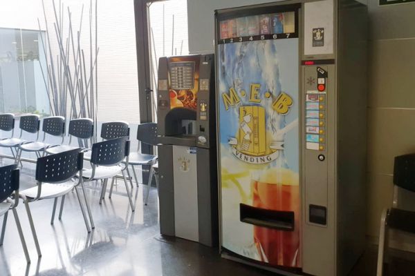 vending-2-reducida4DFDFA7B-7553-332C-08E8-7CA92AA923DD.jpg